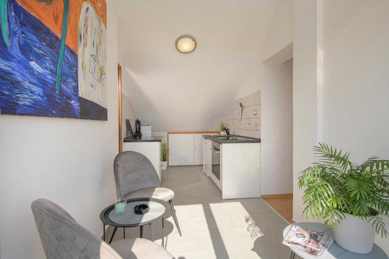 Apartmani Tena Selce Zewnętrze zdjęcie