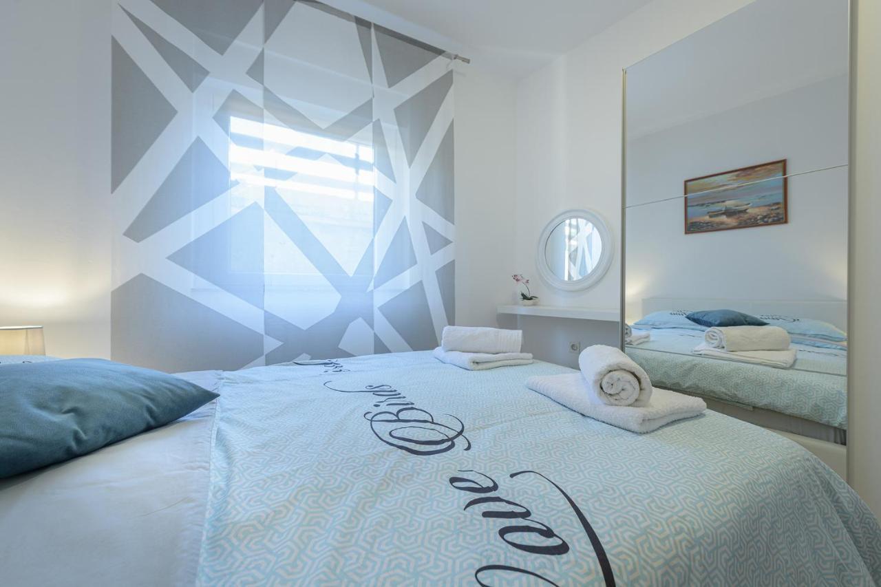 Apartmani Tena Selce Zewnętrze zdjęcie