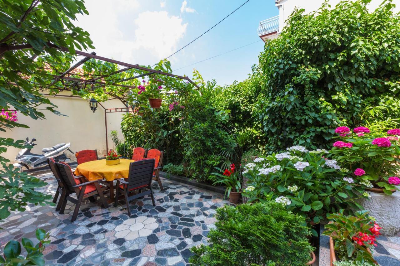 Apartmani Tena Selce Zewnętrze zdjęcie